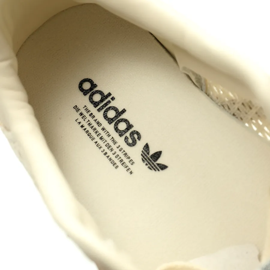 Originals Samba OG Low Top Sneaker with Leather Sole