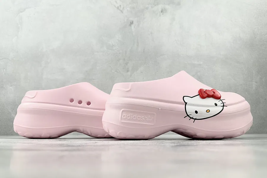 Hello Kitty × adidas originals AdiFOM Stan Smith Mule in Pink