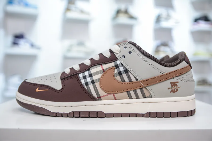 SB Dunk Low x 联名 Brown Khaki Plaid