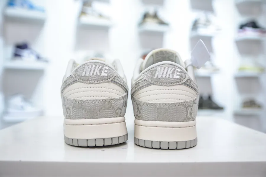 SB Dunk Low x Collaboration Gray White Denim
