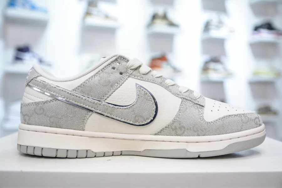 SB Dunk Low x Collaboration Gray White Denim