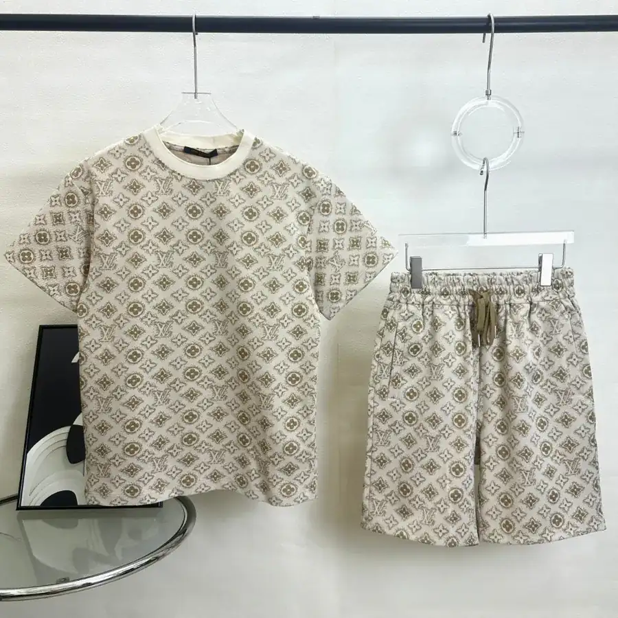 LVV Starlight Exclusive Monogram Print Set Short Sleeve