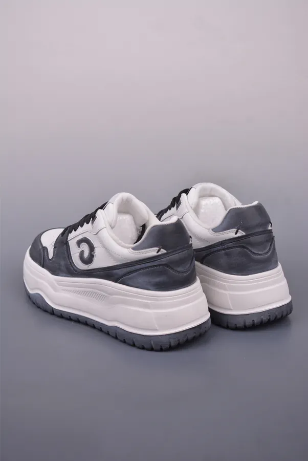 GGCC Chunky Low Sneaker