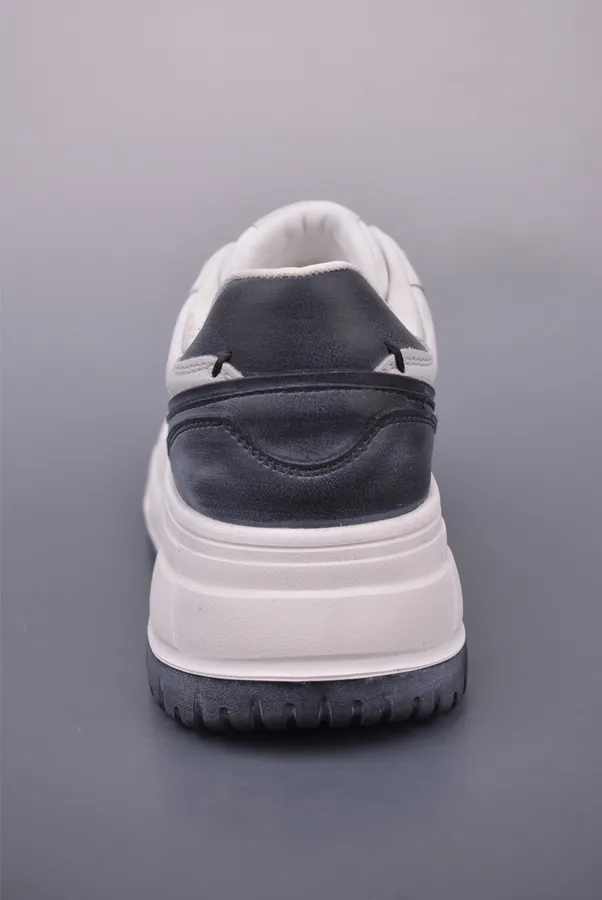 GGCC Chunky Low Sneaker