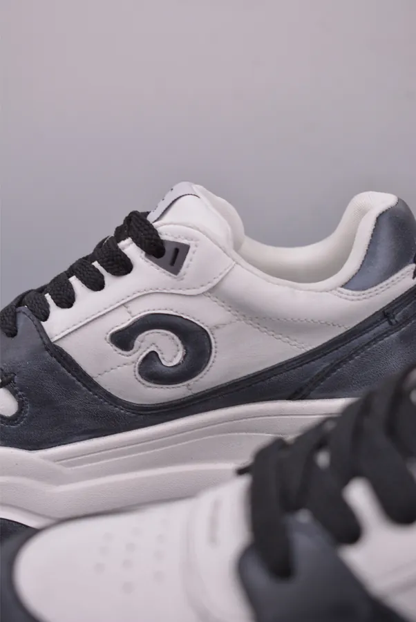 GGCC Chunky Low Sneaker