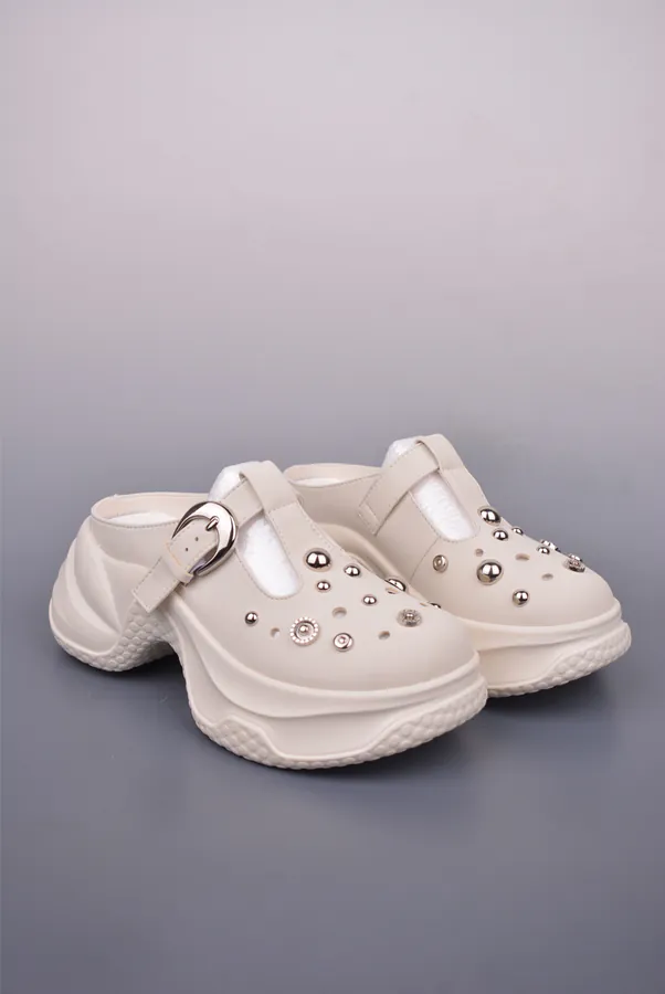 GGCC Chunky Low Sneaker