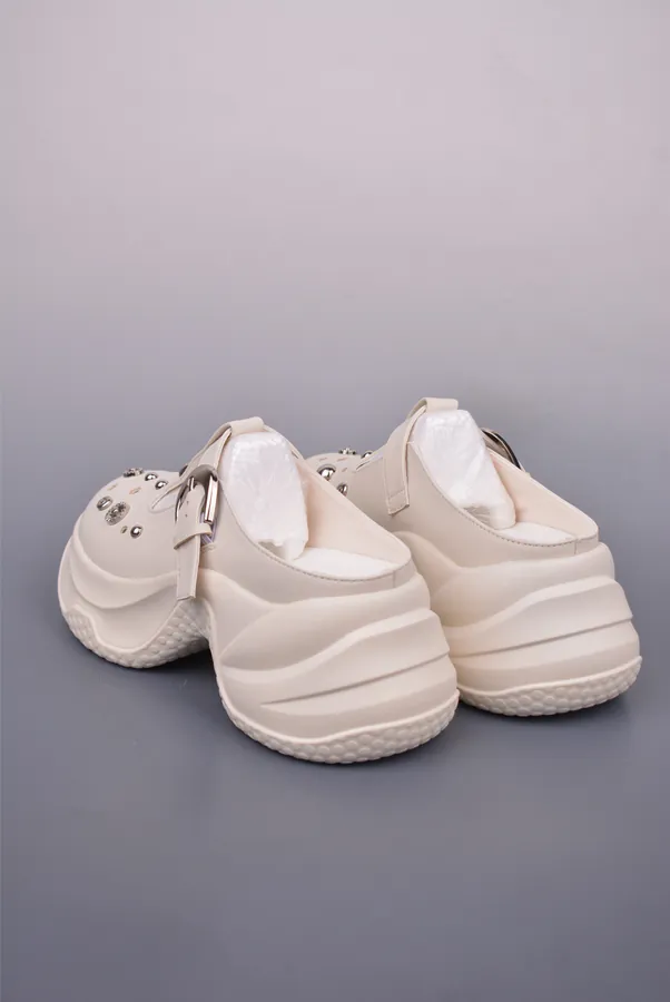 GGCC Chunky Low Sneaker