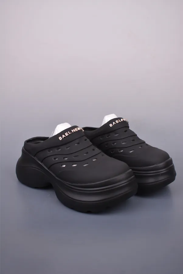 GGCC Chunky Low Sneaker