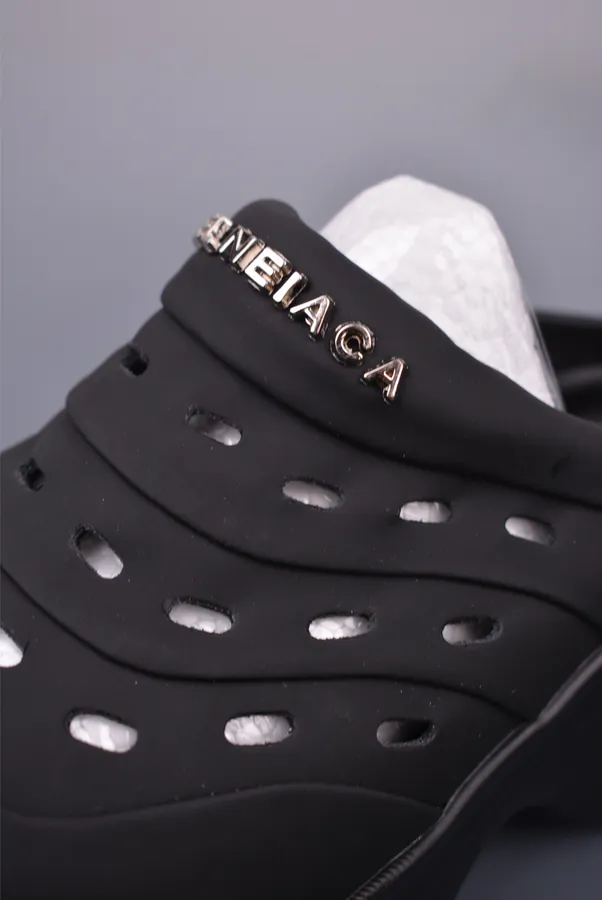 GGCC Chunky Low Sneaker