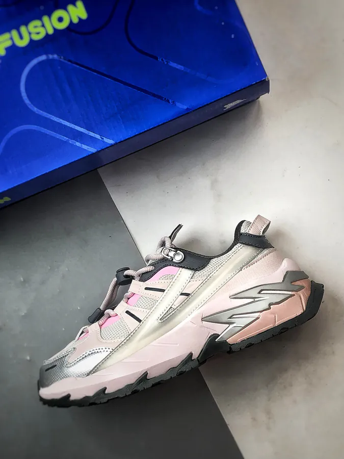 Fila Comet Starry Sneaker