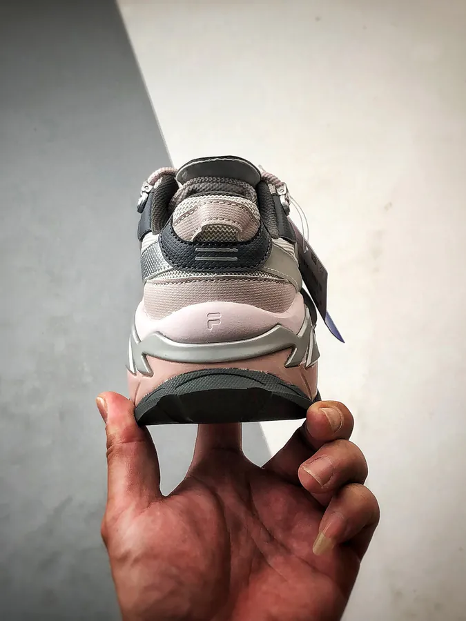 Fila Comet Starry Sneaker