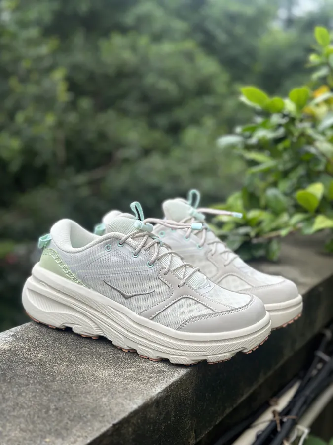 HOKA ONEONE BONDI B3LS Running Shoes
