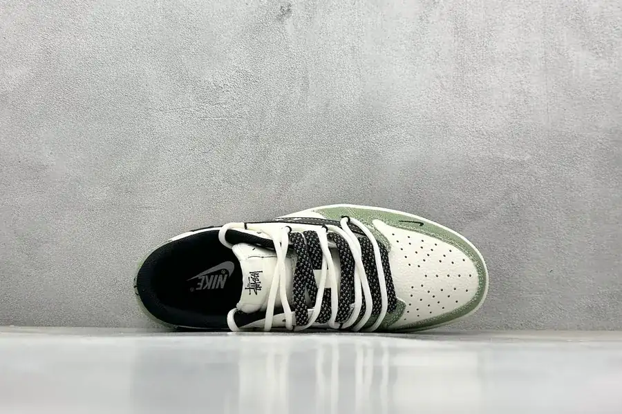 Travis Scott x Air 1 Low Reverse Green and White Full Star Chevron