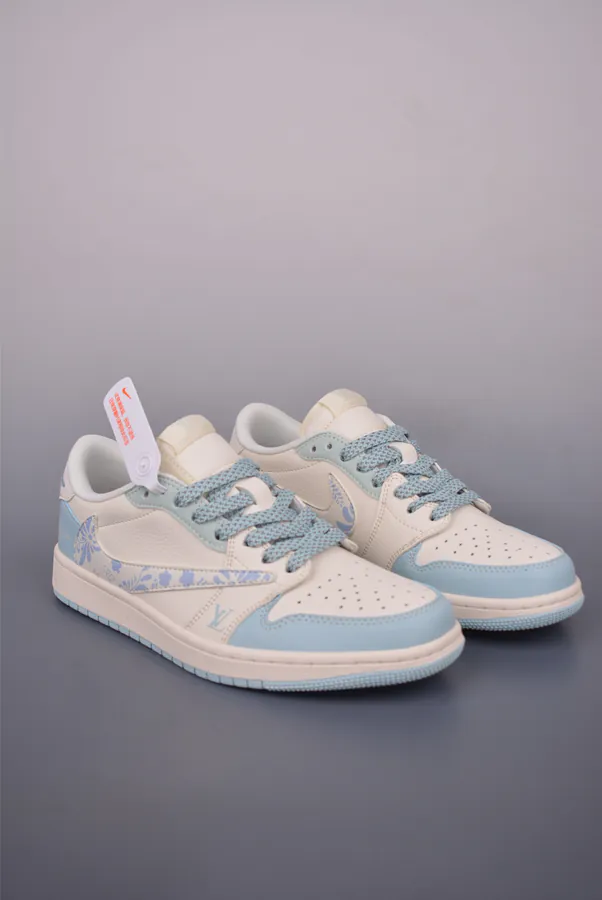 Fraent x Travis Scott x Air 1 Low 三方联名低帮倒钩鞋