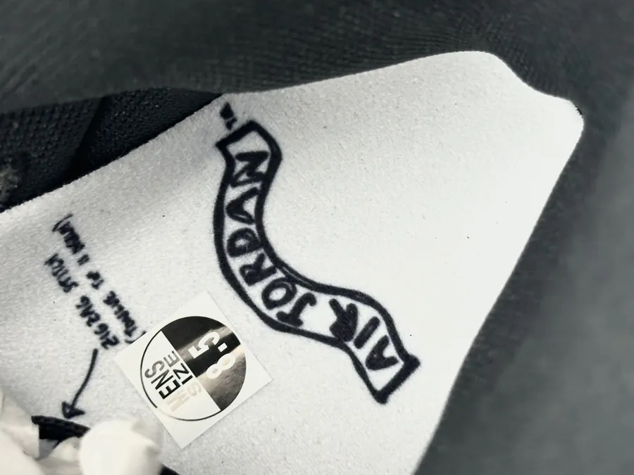 Fragment Design x Jordan 1 Retro High