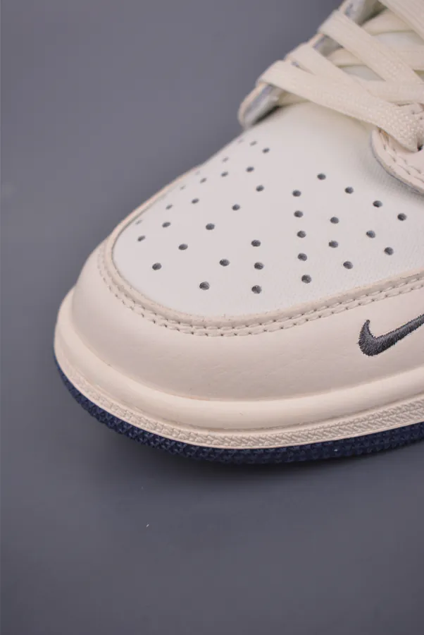 Fraent x Travis Scott x Air 1 Low 三方联名倒钩
