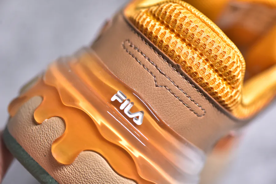 FILA FUSION Carrot 2.0 Classic Retro Sneaker