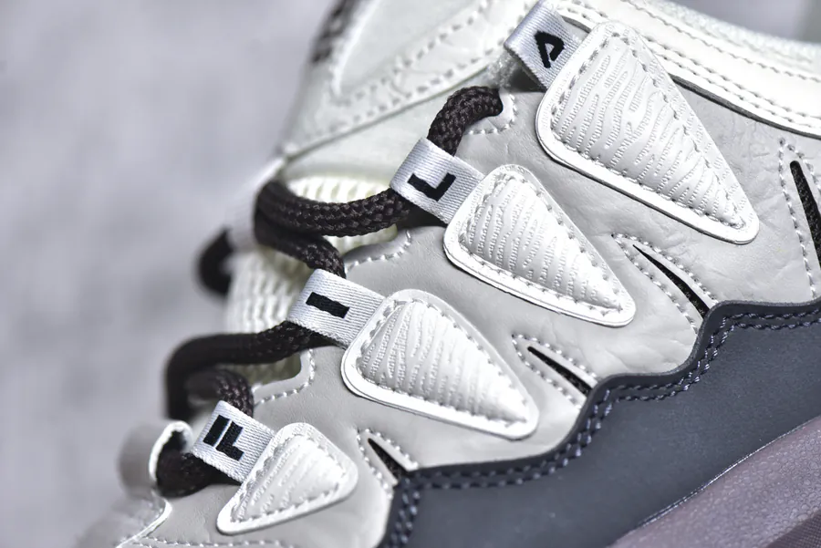 FILA FUSION Carrot 2.0 Classic Retro Sneaker