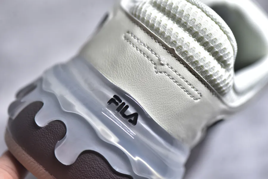 FILA FUSION Carrot 2.0 Classic Retro Sneaker