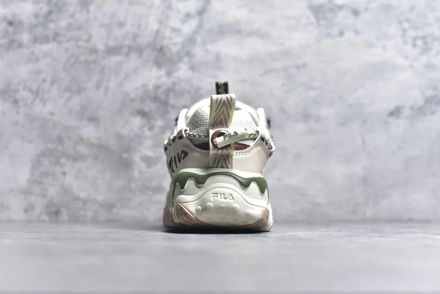 PEASE Pea Shoe Comfortable and Versatile Low Top Sneaker