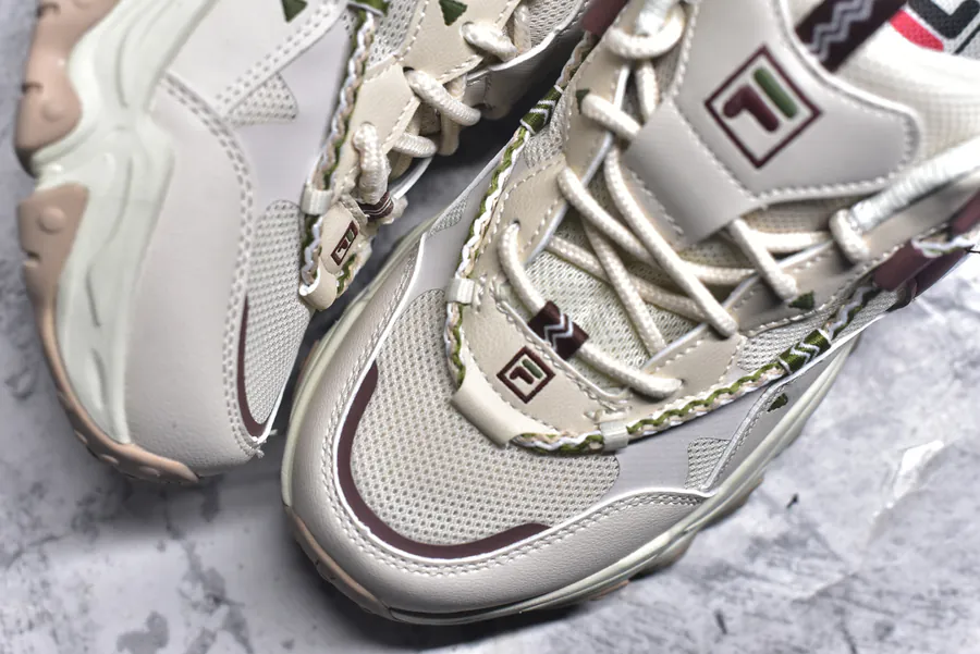 PEASE Pea Shoe Comfortable and Versatile Low Top Sneaker