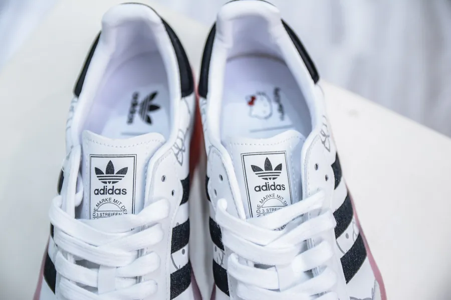 KITH x arks x Originals 8th Street Samba 'Savh' Sneaker