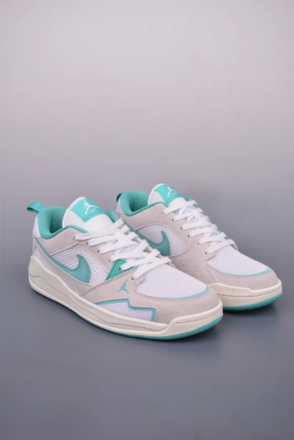 CX Exclusive Original Air CMFT Era Low Top Sneakers