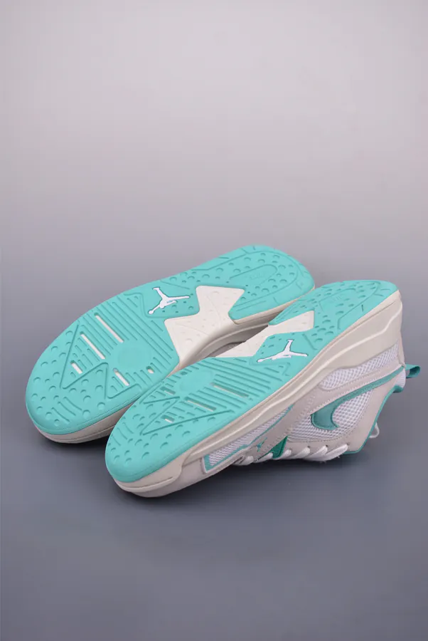 CX Exclusive Original Air CMFT Era Low Top Sneakers