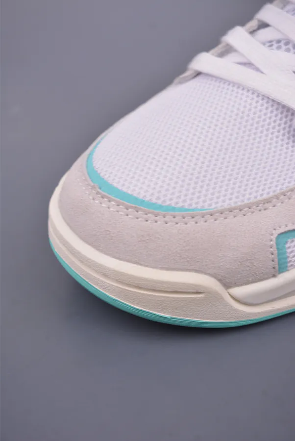 CX Exclusive Original Air CMFT Era Low Top Sneakers