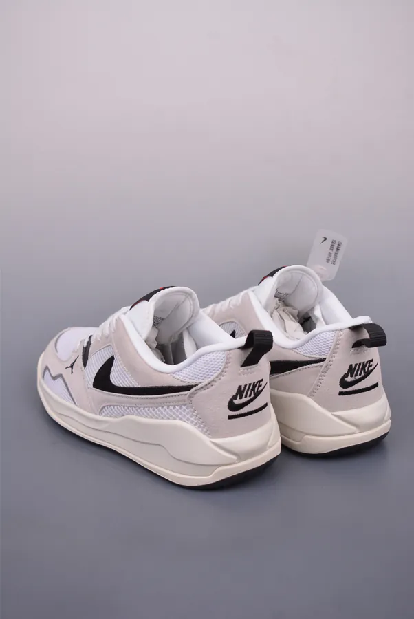 CX Exclusive Pure Original Air CMFT Era Low Top Sneakers