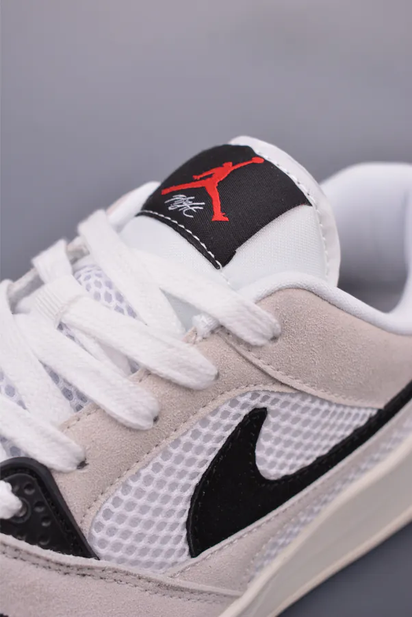 CX Exclusive Pure Original Air CMFT Era Low Top Sneakers