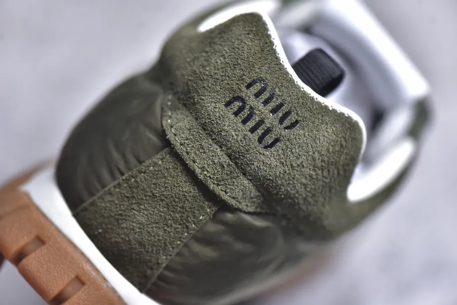 Miu Miu 25ss Tyre Series Casual Sneaker