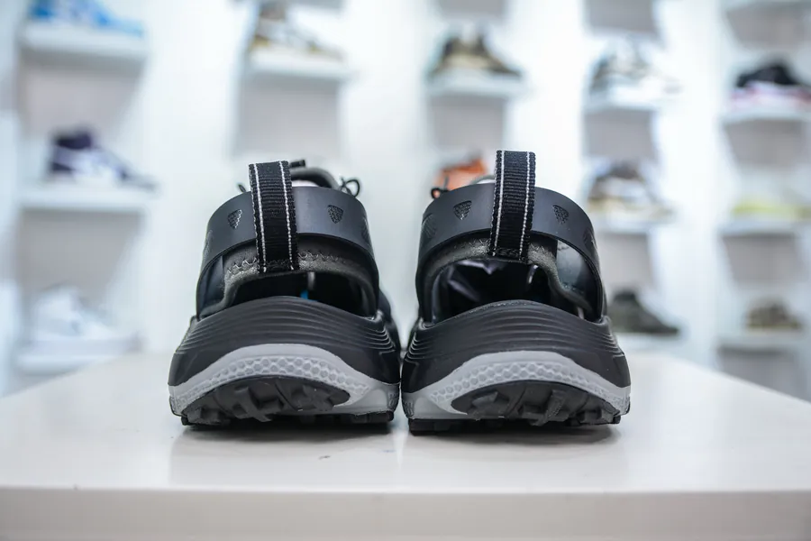 HOKA One One Vibram Lightweight Wading Shoes