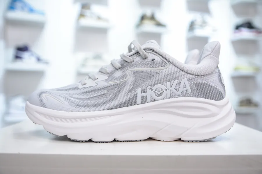 HOKA M Clifton 10 Lightweight Low Top Outdoor Trail Running Shoes