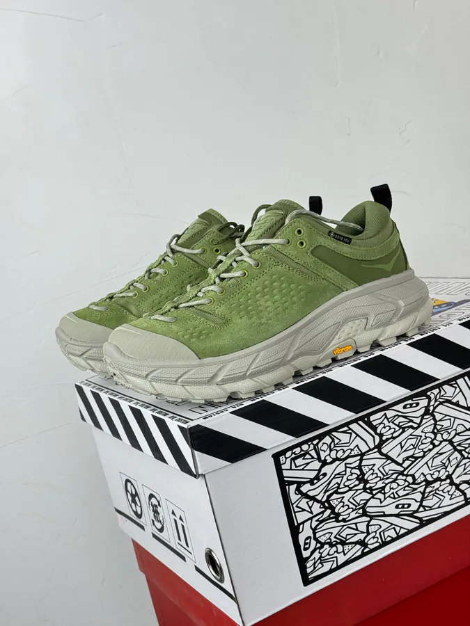 HOKA ONE ONE Tor Summit TP Retro Outdoor Functional Sneaker