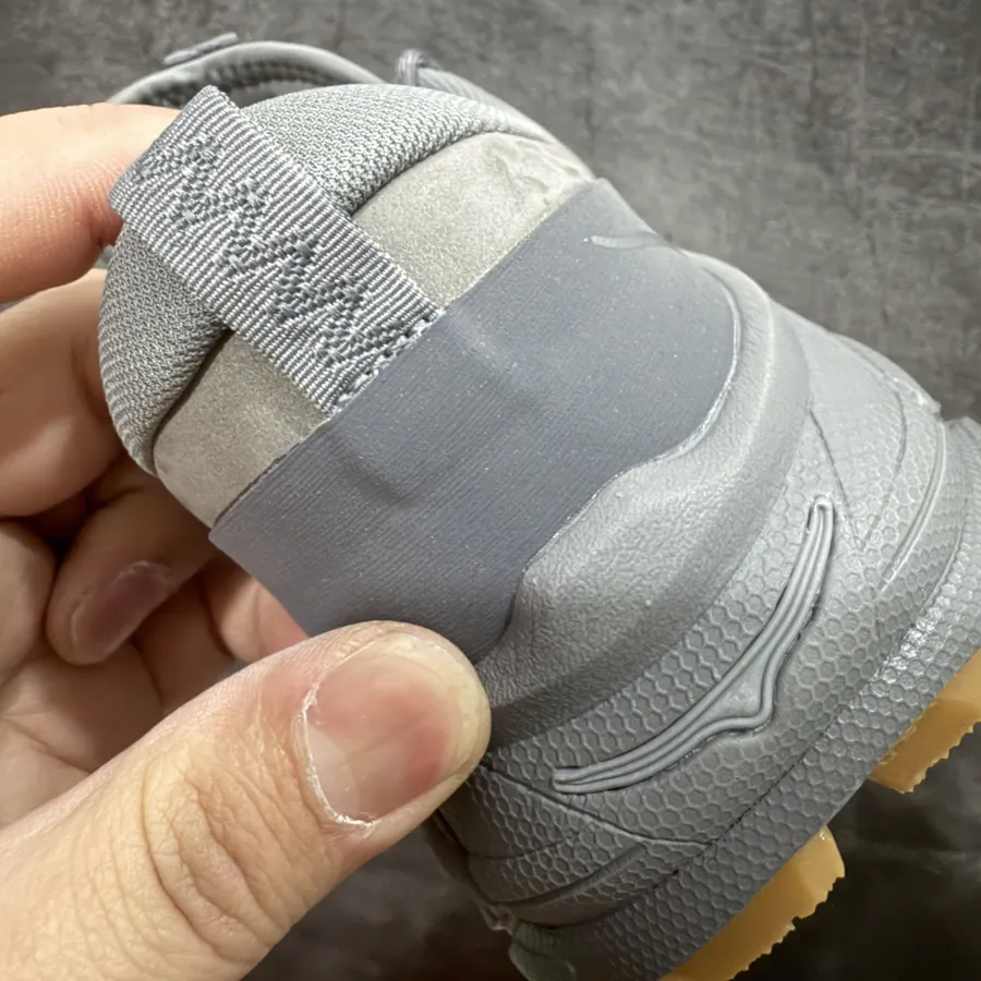 HOKA ONE ONE Tor Summit 2 in Brown Samiit Series