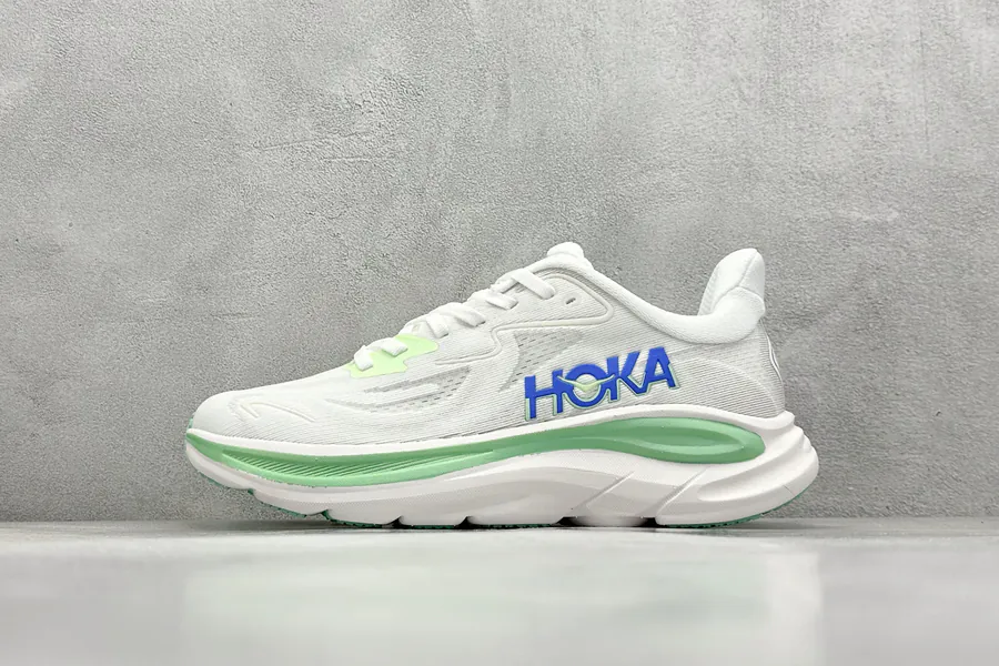 Hoka W Clifton 10 Lightweight Running Shoes