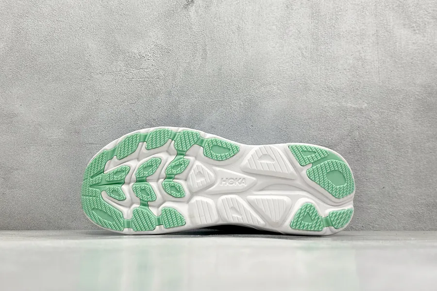 Hoka W Clifton 10 Lightweight Running Shoes