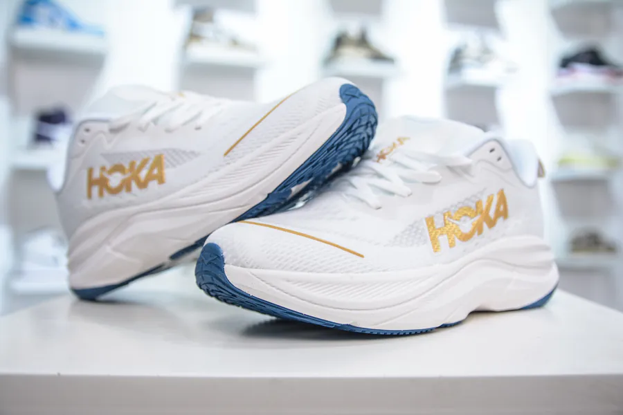 HOKA M SKYFLOW Low Top Professional Trail Running Shoes