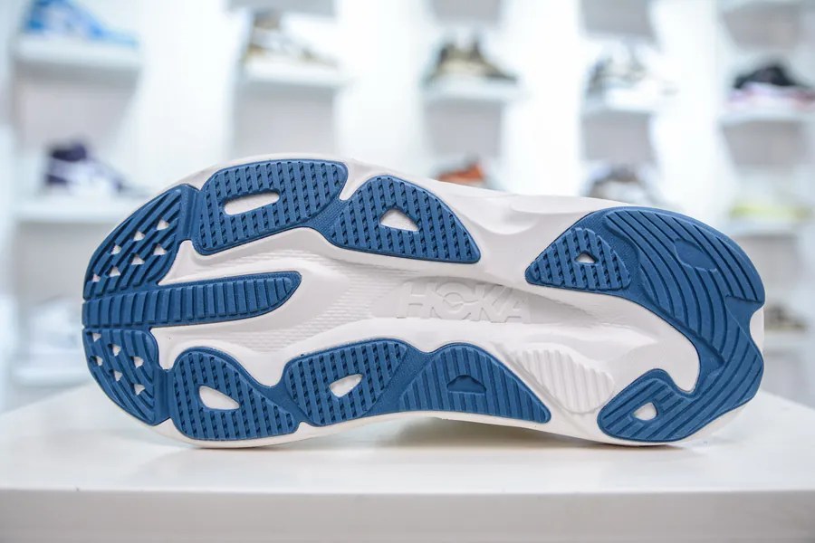 HOKA M SKYFLOW Low Top Professional Trail Running Shoes