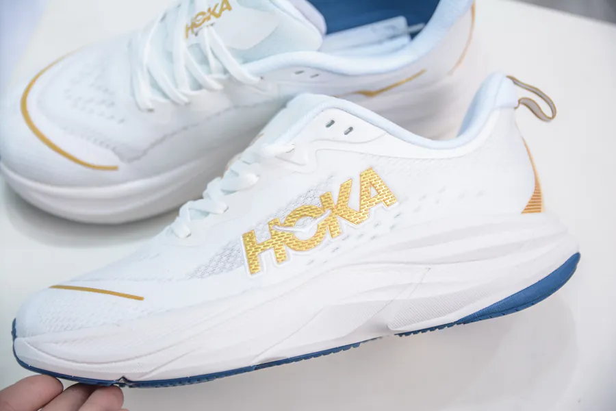 HOKA M SKYFLOW Low Top Professional Trail Running Shoes