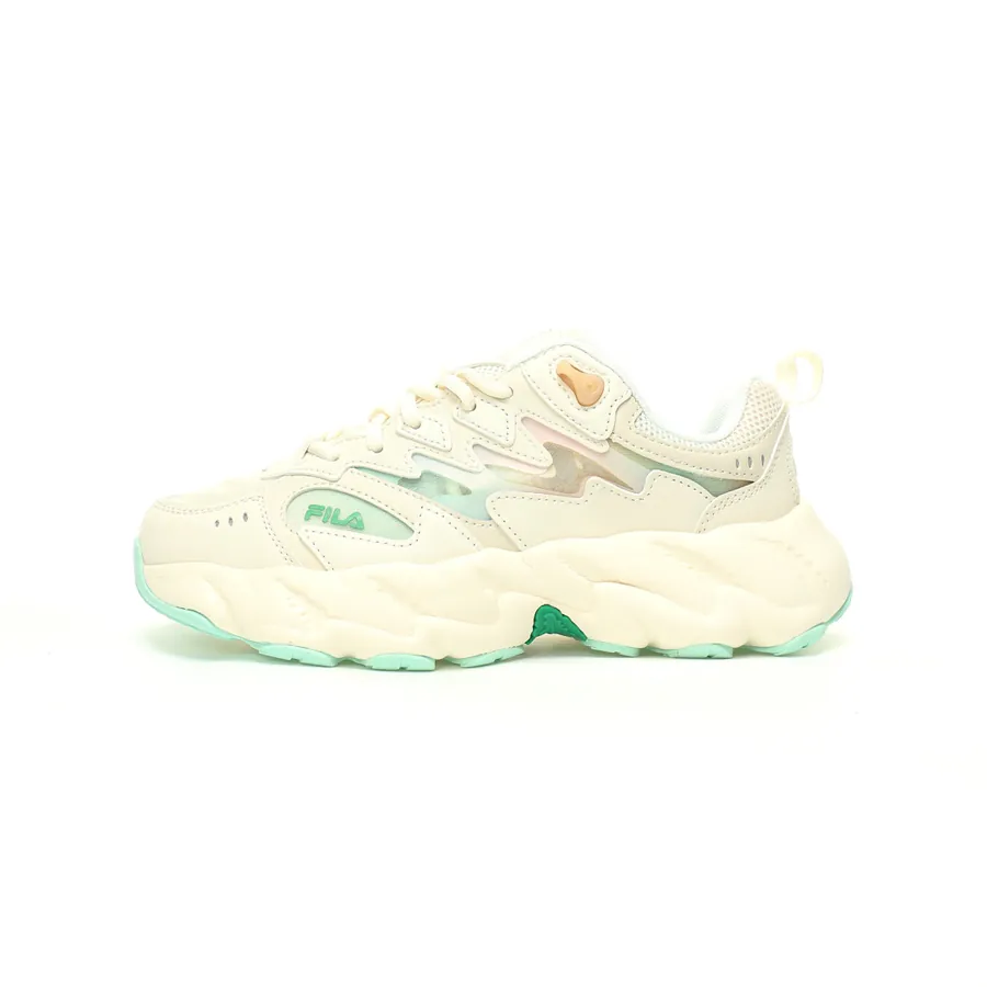 Fila Fashion Fern 2 Vintage Dad Shoes with Leather and Mesh Upper