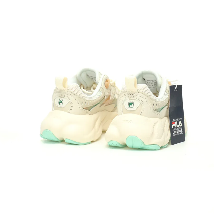 Fila Fashion Fern 2 Vintage Dad Shoes with Leather and Mesh Upper