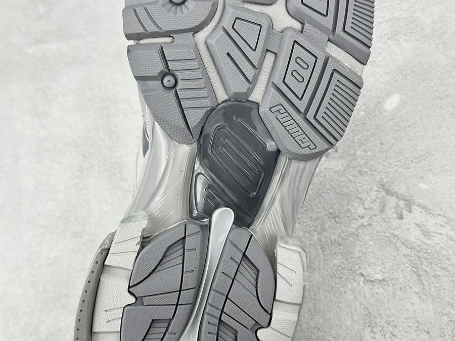 BAL OG Edition Runner 2.0 Silver Gray