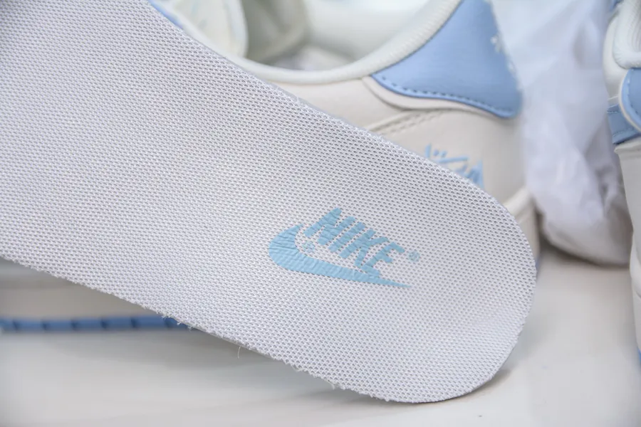 TS x Air 1 Low 1 Low Sneaker