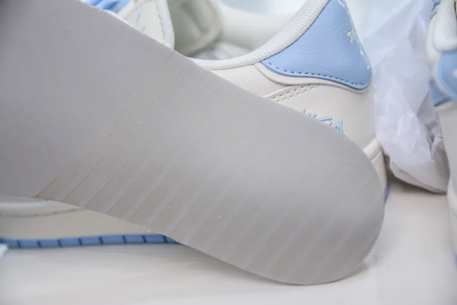 TS x Air 1 Low 1 Low Sneaker