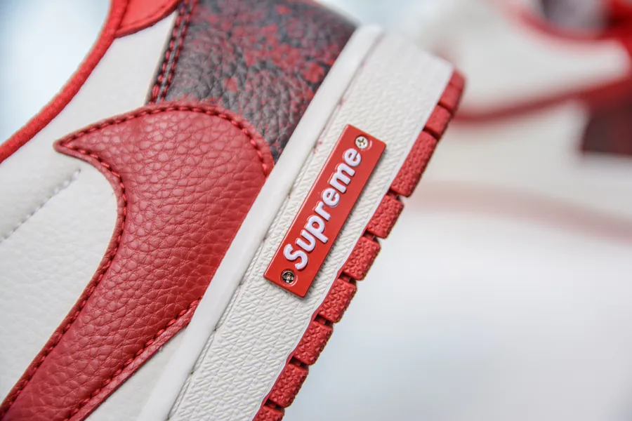 TS x Air 1 Low x 倒钩低帮 SUP 联名鞋