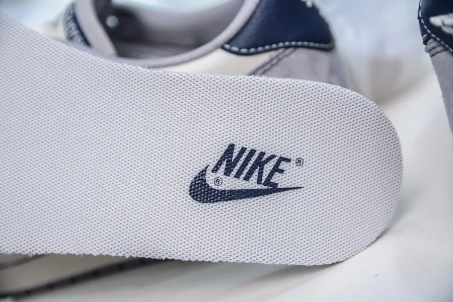 Shoe visual reference image