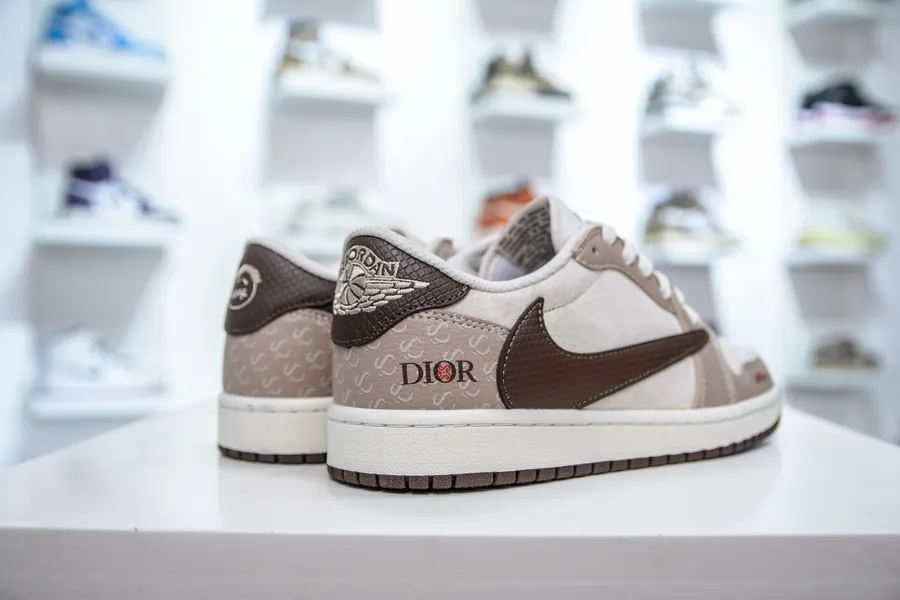 TS x Air 1 Low OG Version Snake Year Limited Brown Snake Pattern