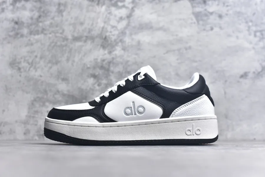 Alo Yoga Recovery Mode 128 Comfortable and Minimalist Low top Sneakers